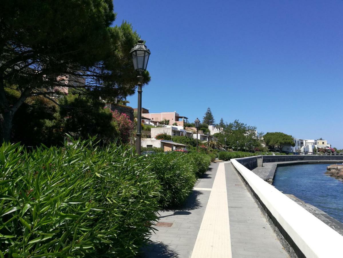 La Casa Di Via Lungomare Villa Santa Marina Salina Exterior foto